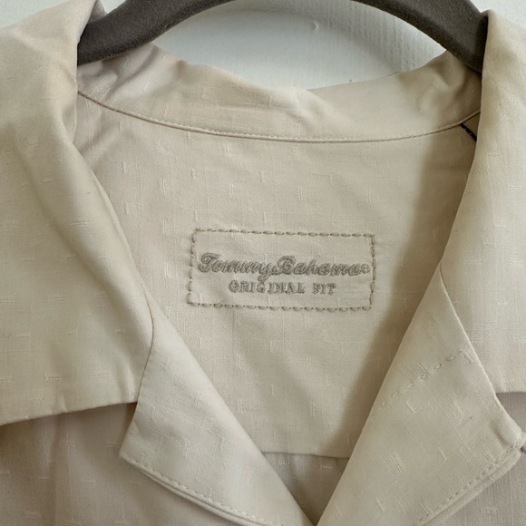 Tommy Bahama Rayon Silk Embroidered Short Sleeve Shirt - Picture 5 of 6